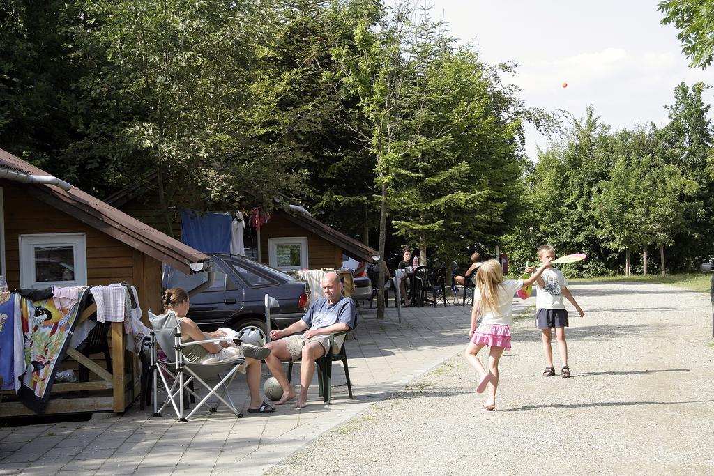 Dancamps Trelde Naes Hotel Fredericia Exterior foto